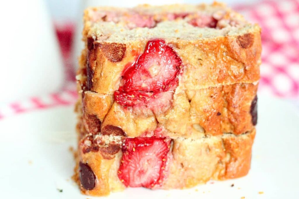 Banana bread fraises, peanuts butter & chocolat