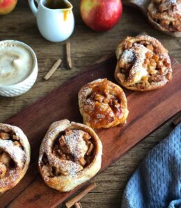 Cinnamon rolls aux pommes