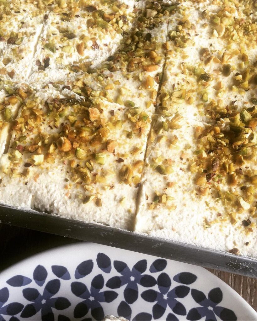 Gâteau grec Ekmek Kataïfi