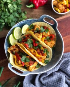 Fajitas de poulet et salsa Fajitas de poulet et salsa