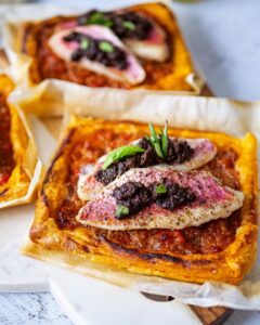 Feuilletés de rouget à la tomate