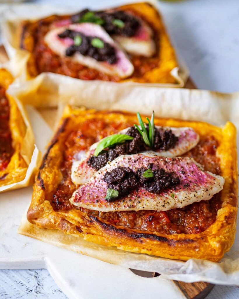 Feuilletés de rouget à la tomate