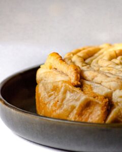 Galette végan citron, bergamote et amande caramélisé