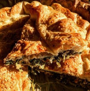Spanakopita tourte grecque aux épinards