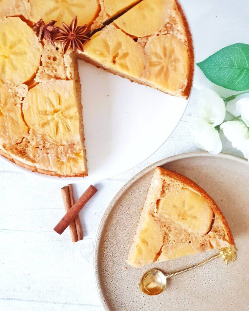 Gâteau renversé au kaki