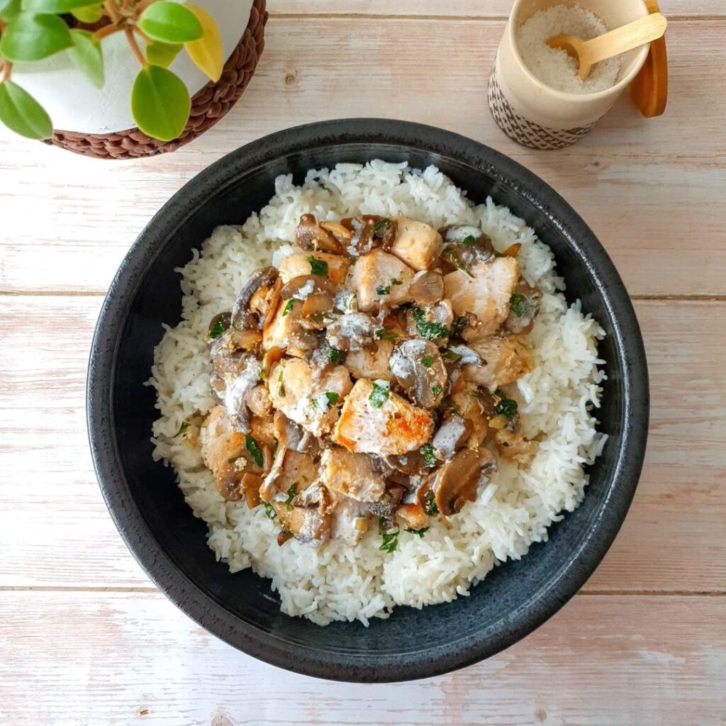 Poulet à la crème de champignons facile