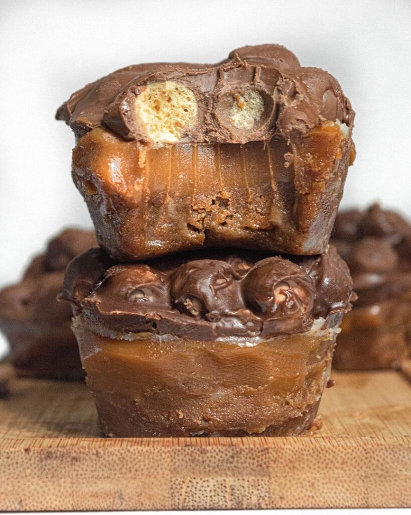 Crunchy Chocolate & caramel Cup