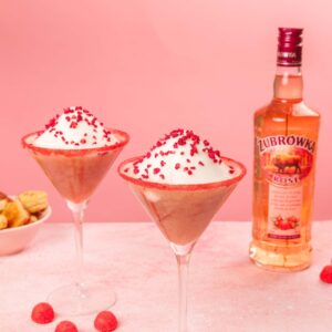 Coquetel de vodka rosa