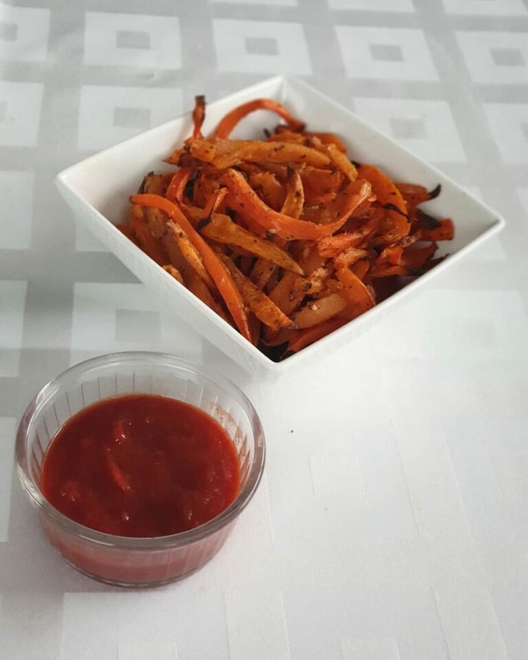 Frites de patates douces et ketchup maison Frites de patates douces et ketchup maison