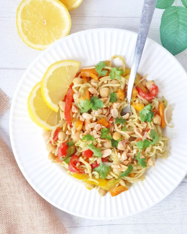 Nouilles et légumes au curry et lait de coco