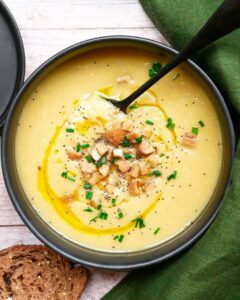 Soupe au céleri et châtaignes