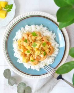 Curry de crevettes à la mangue et lait de coco