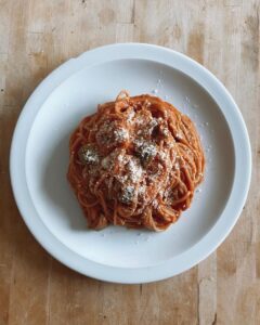 Pâtes à la sauce tomate et à la fêta