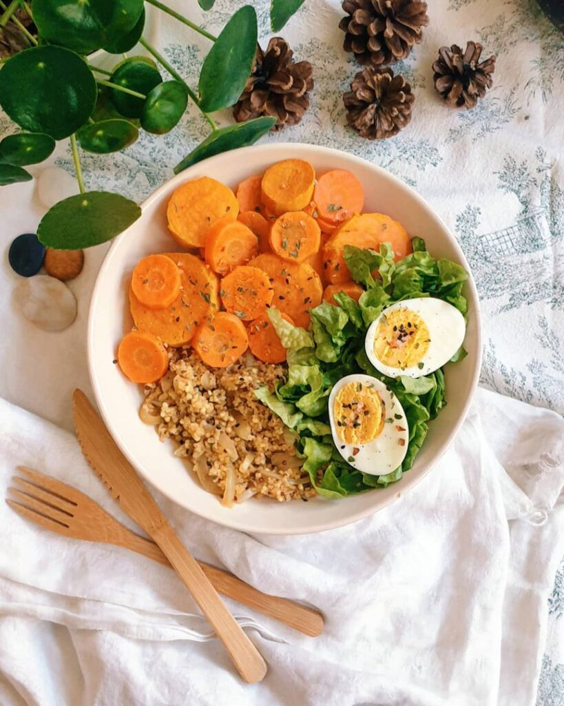 Salade de carottes, patate douce et oeufs