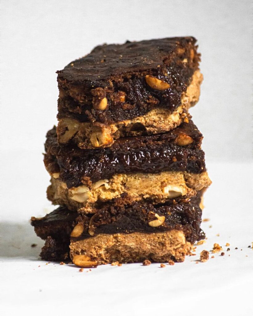 Brownie sablés au chocolat et noix caramélisées
