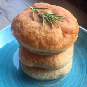 Tiganopsomo petits pains frits Tiganopsomo petits pains frits