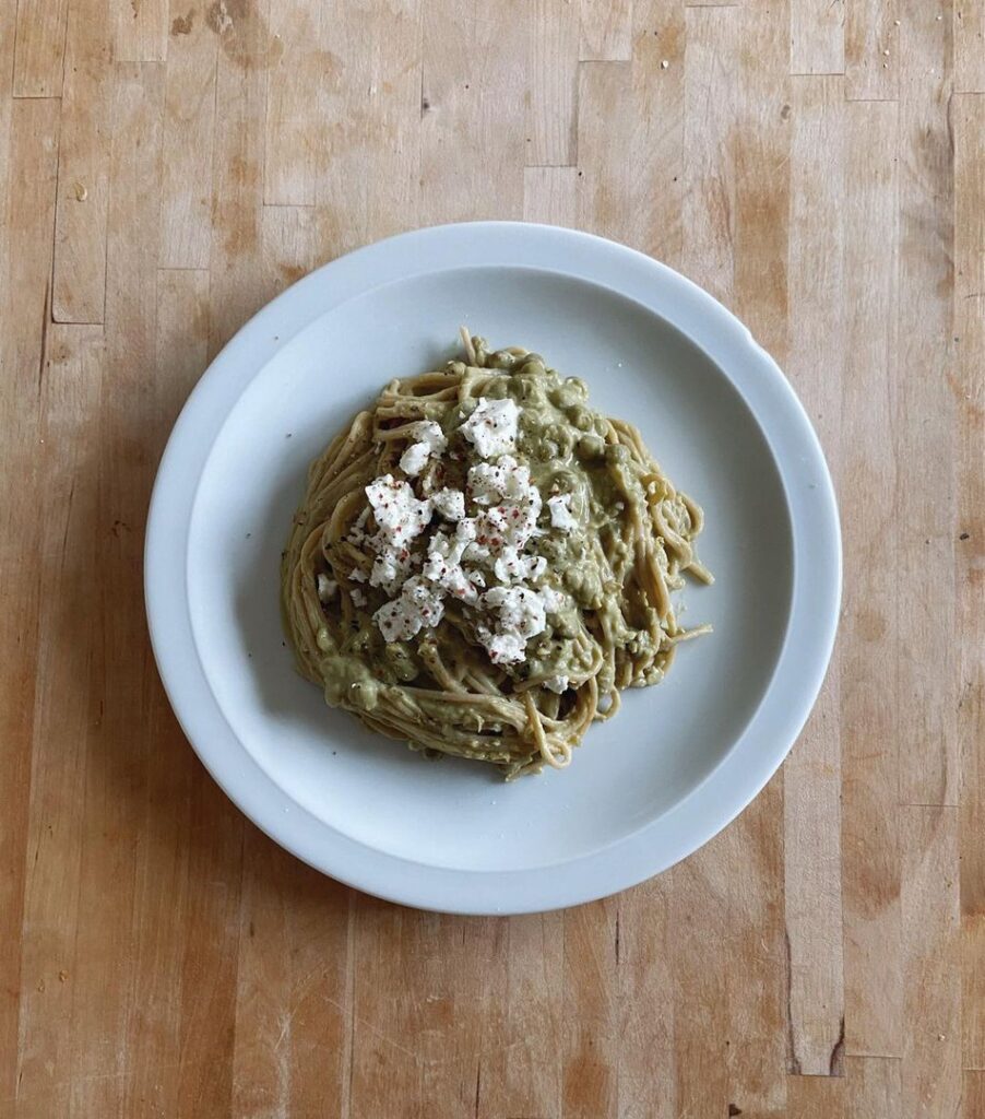 Pâtes à la crème et aux petits pois