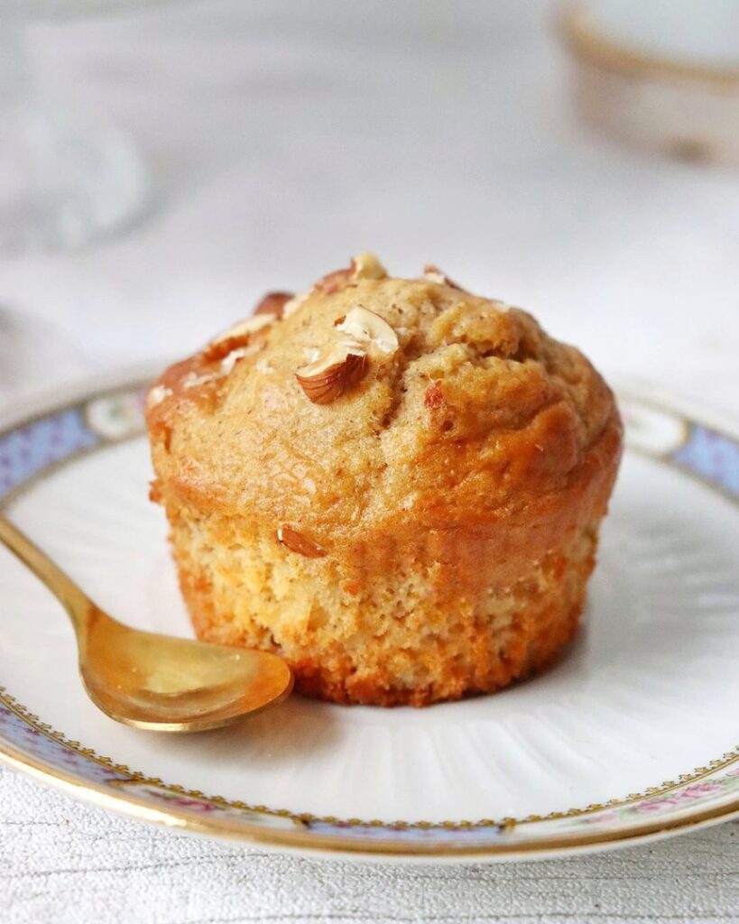 Muffins topinambours, noisettes – miel