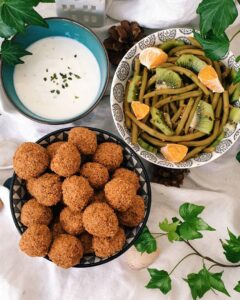 Falafels,  sauce au fromage blanc et salade d&rsquo;haricots verts