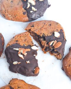 Almond butter cookies