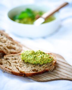 Tartinade de fanes – carottes et noix
