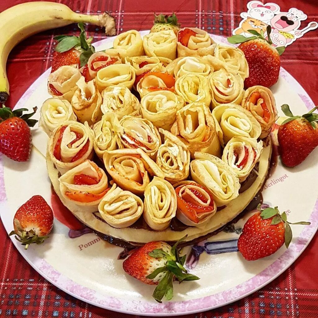 Bouquet de crêpes fraises et crème chantilly