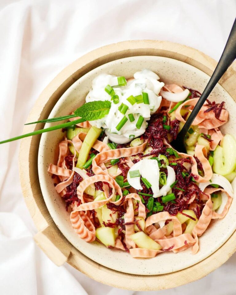 Salade de pâtes aux haricots azuki et au concombre