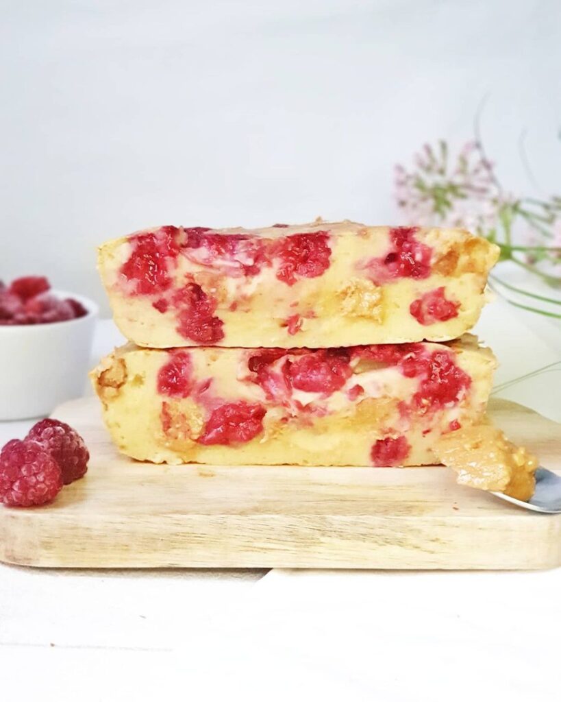 Gâteau aux pois chiches et framboises