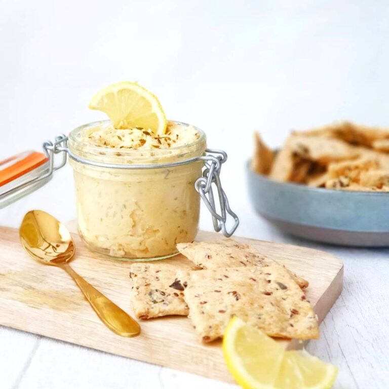 Crackers aux graines – houmous maison Crackers aux graines – houmous maison
