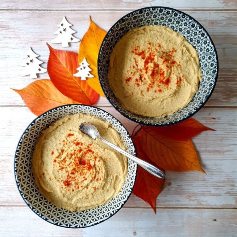 Houmous au jus de citron et piment doux Houmous au jus de citron et piment doux