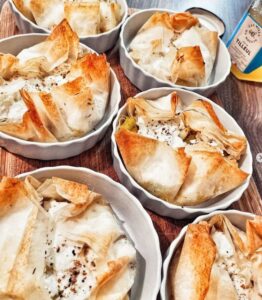 Feuilletés à la fondue de poireaux et fromage de chèvre