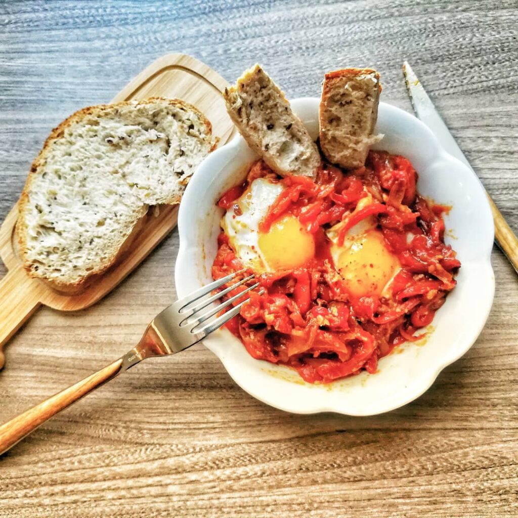 Oeufs en Piperade au piment d&rsquo; Espelette