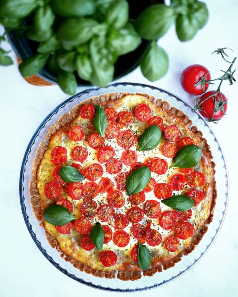 Tarte vegan sans gluten aux tomates Tarte vegan sans gluten aux tomates