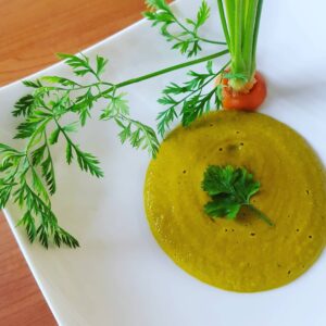 Emulsion de fanes de carottes à la coriandre