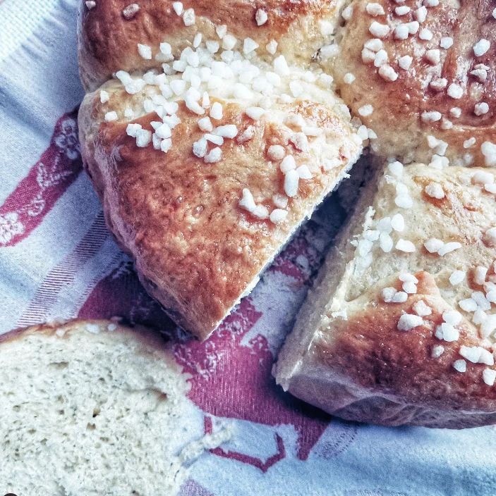 Brioche à la fleur d&rsquo;oranger et pépites de sucre