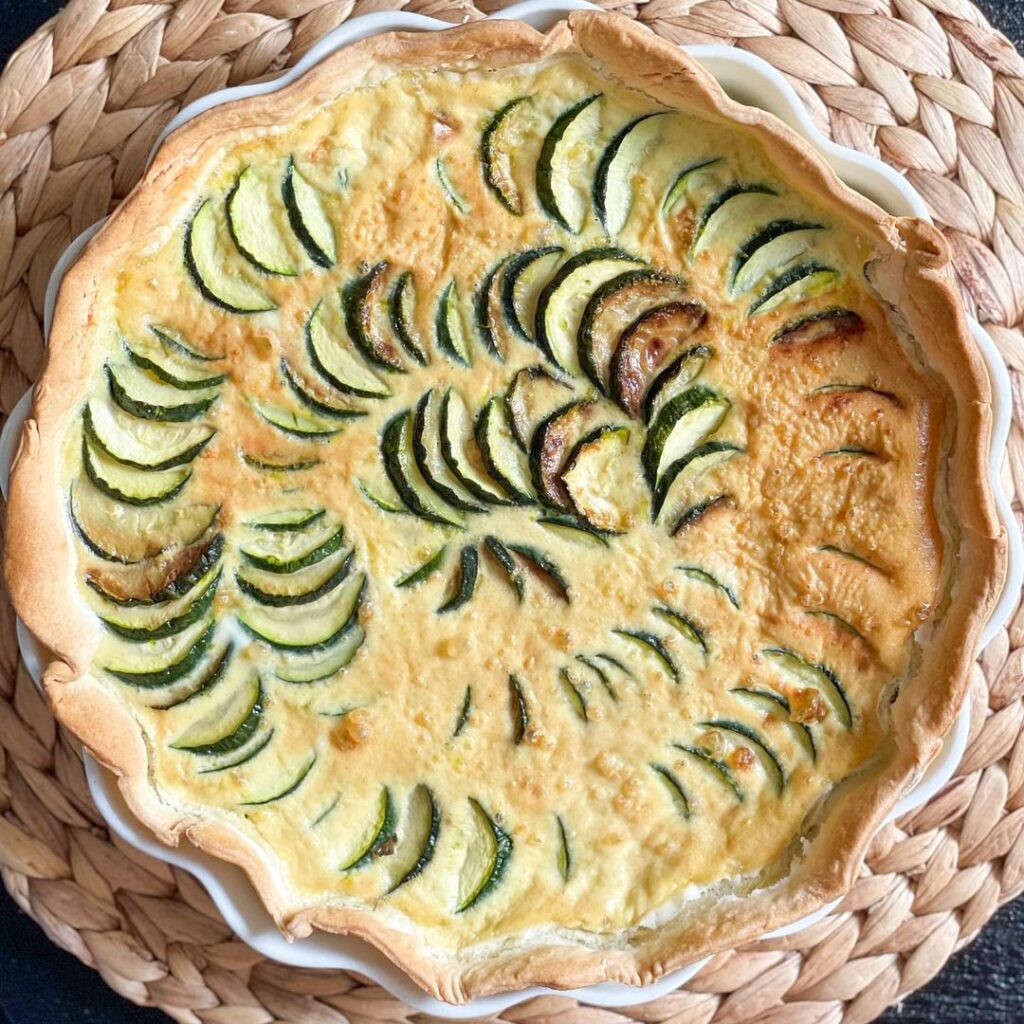 Tarte à la courgette et à la moutarde