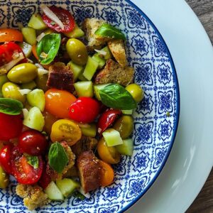 Salade de tomates concombre et olives