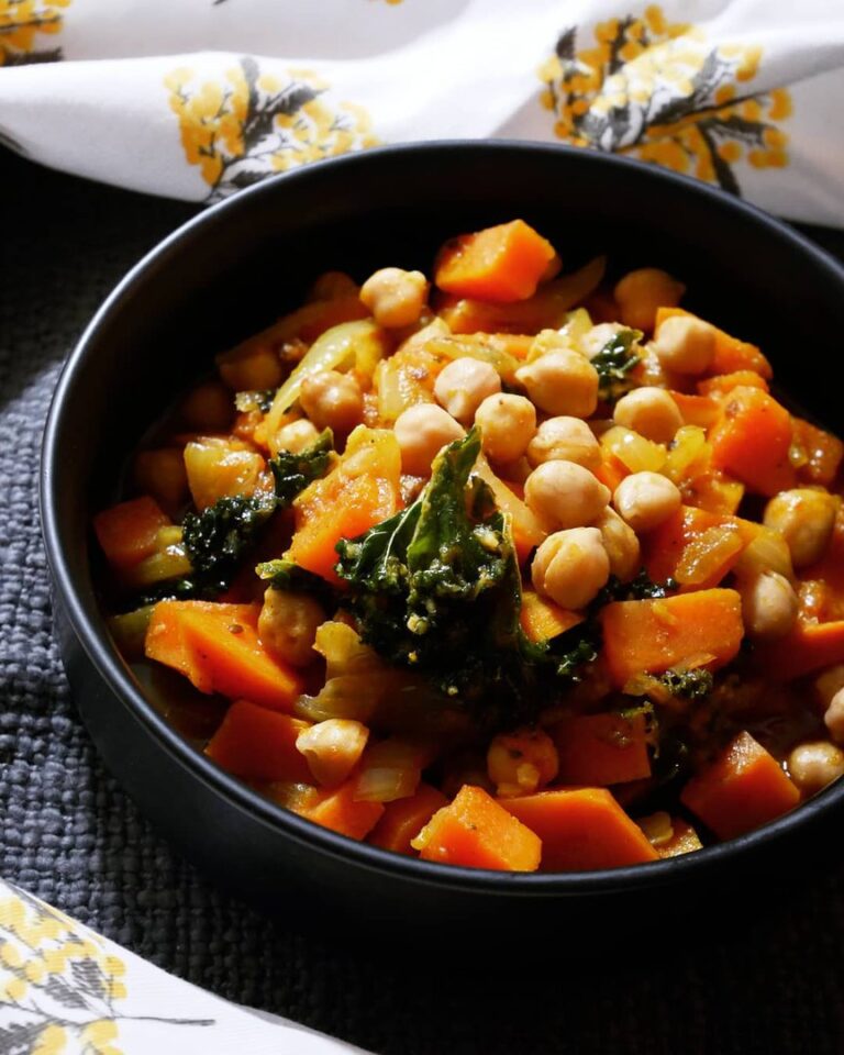 Tajine de patates douces aux pois chiches Tajine de patates douces aux pois chiches