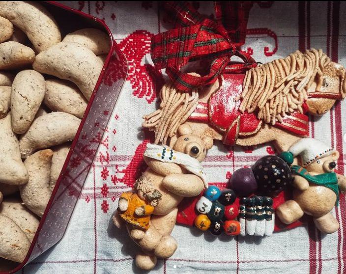 Croissants noisettes et zestes d’agrumes Croissants noisettes et zestes d’agrumes