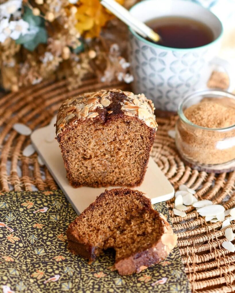 Cake express au sucre de canne et amandes
