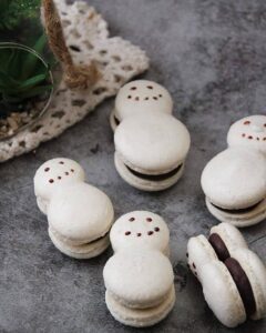 Macarons au chocolat et poudre d&rsquo;amandes