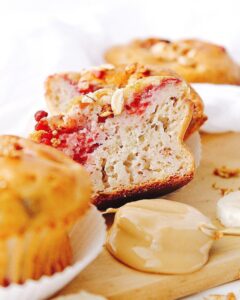 Muffins fondants aux framboises et à la banane