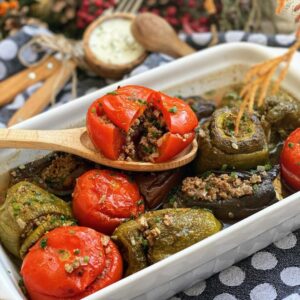 Aubergines et poivrons farcis à la viande hachée