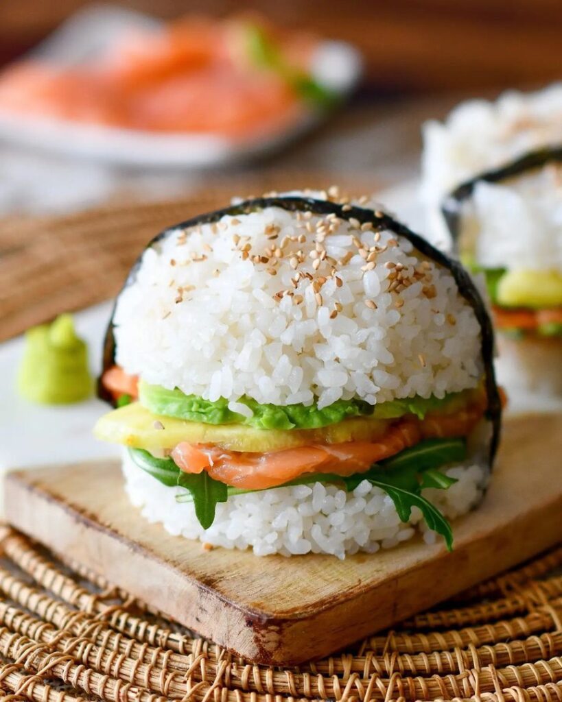 Burgers façon sushi avocat et saumon