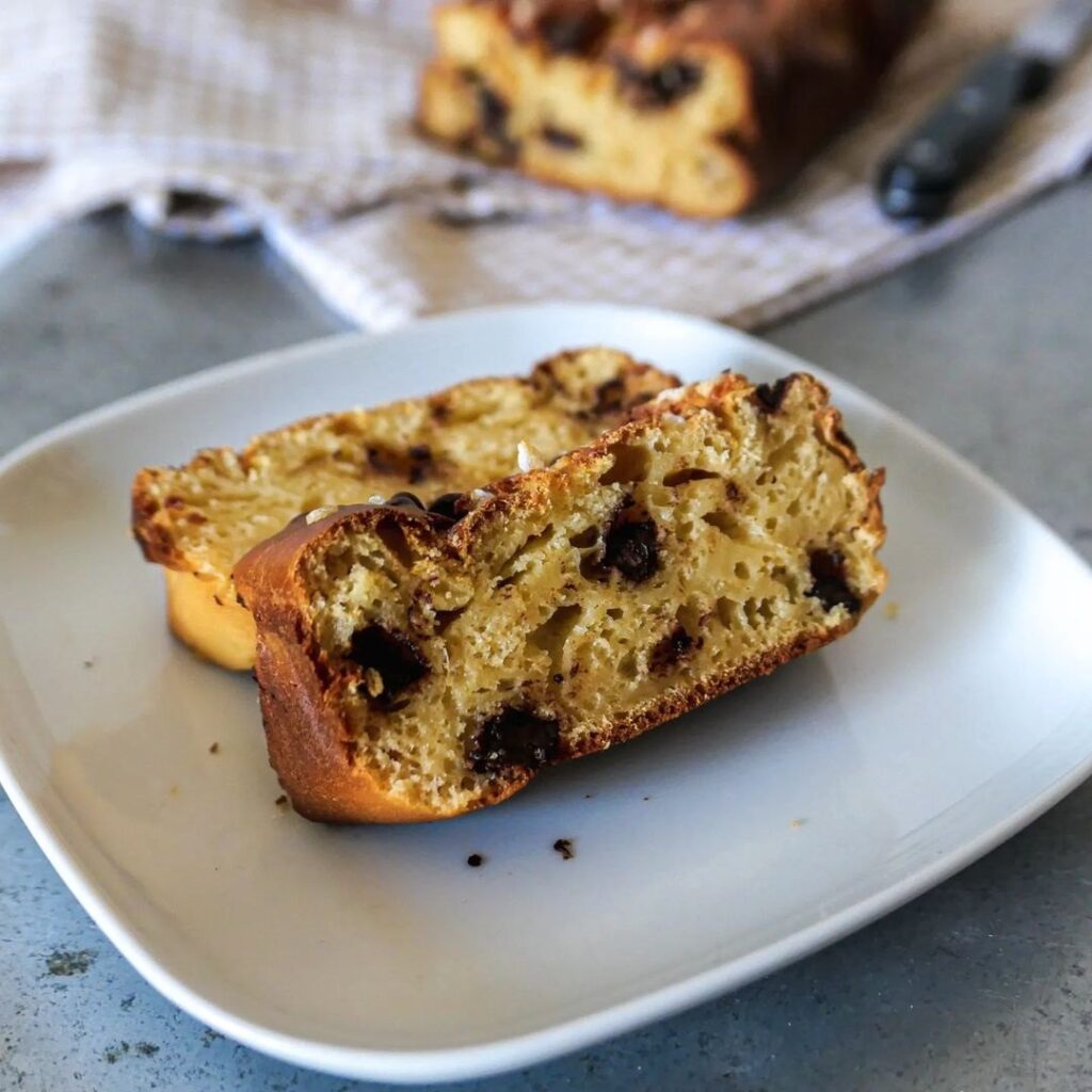 Cake brioché pépites de chocolat vanille