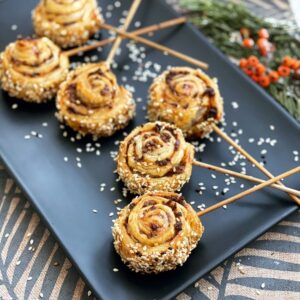 Sucettes feuilletées à la viande hachée