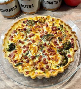 Tarte brocolis, jambon, chèvre Tarte brocolis, jambon, chèvre