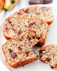 Cake à la banane pépites de choco et noix de pécan