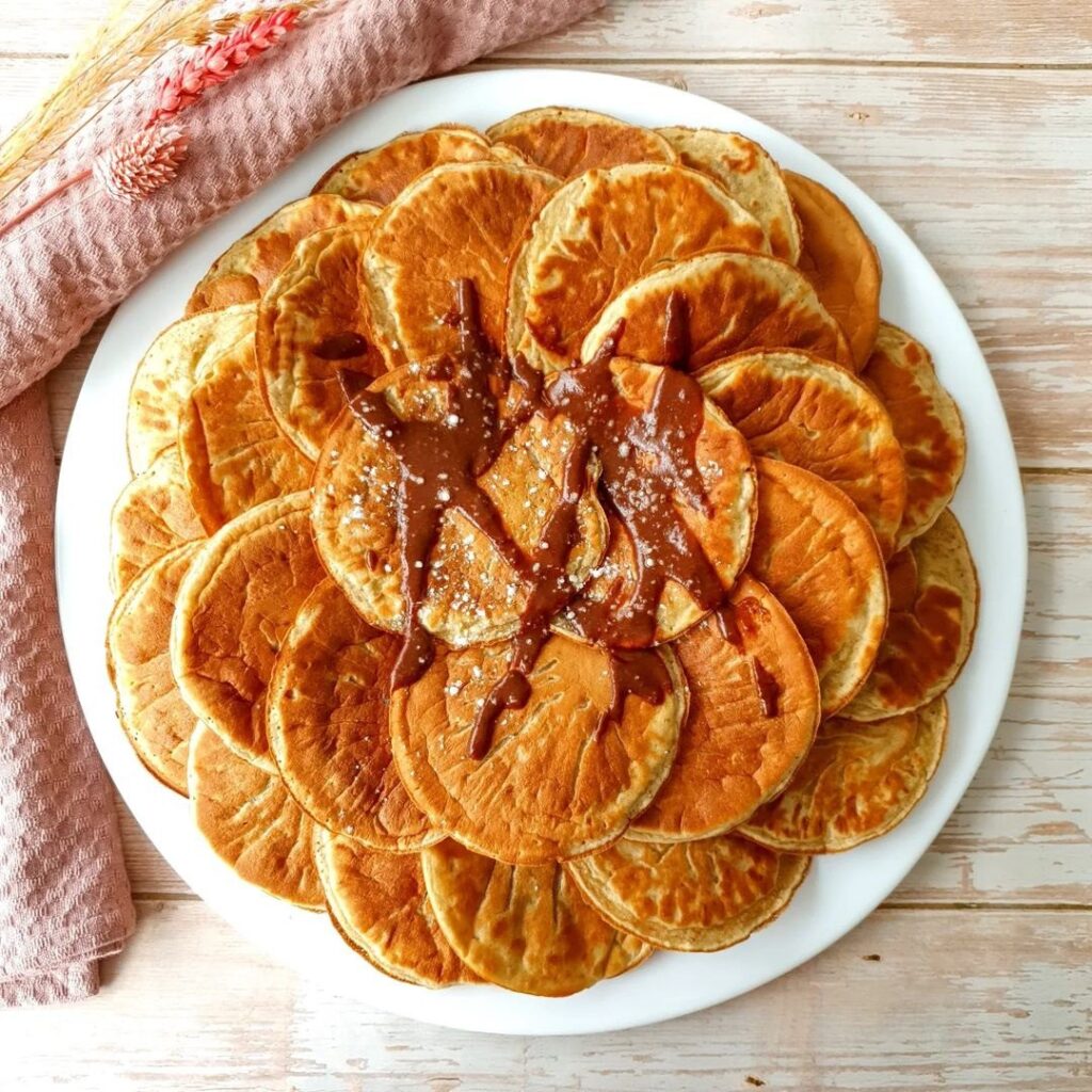 Pancakes à la banane et au sucre vanillé