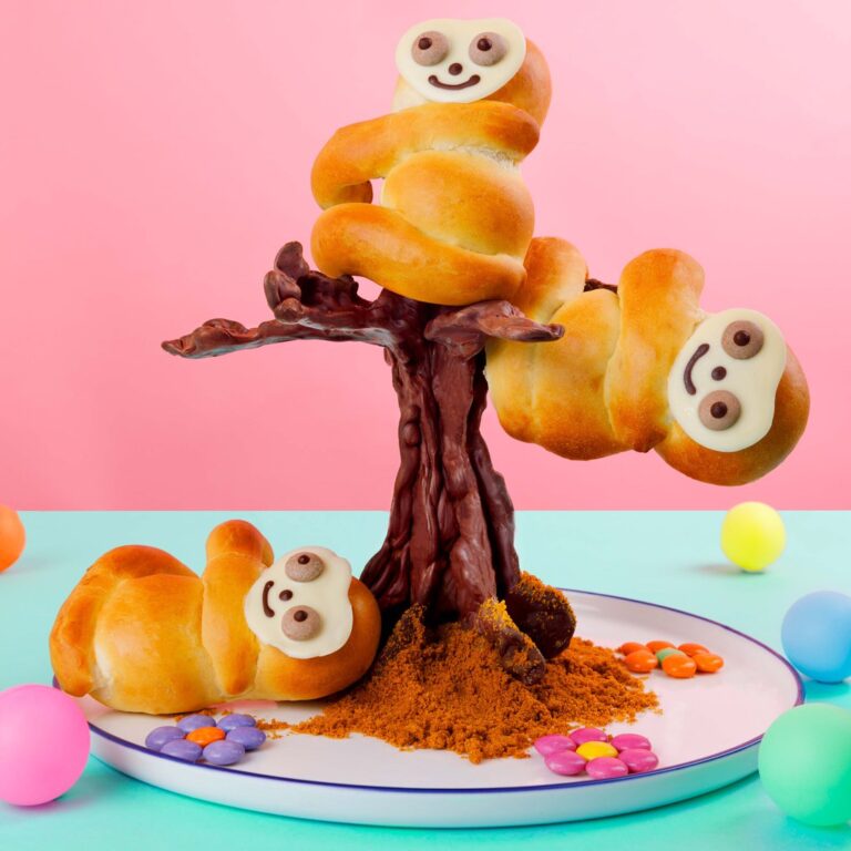 ¡El perezoso en su árbol de chocolate!